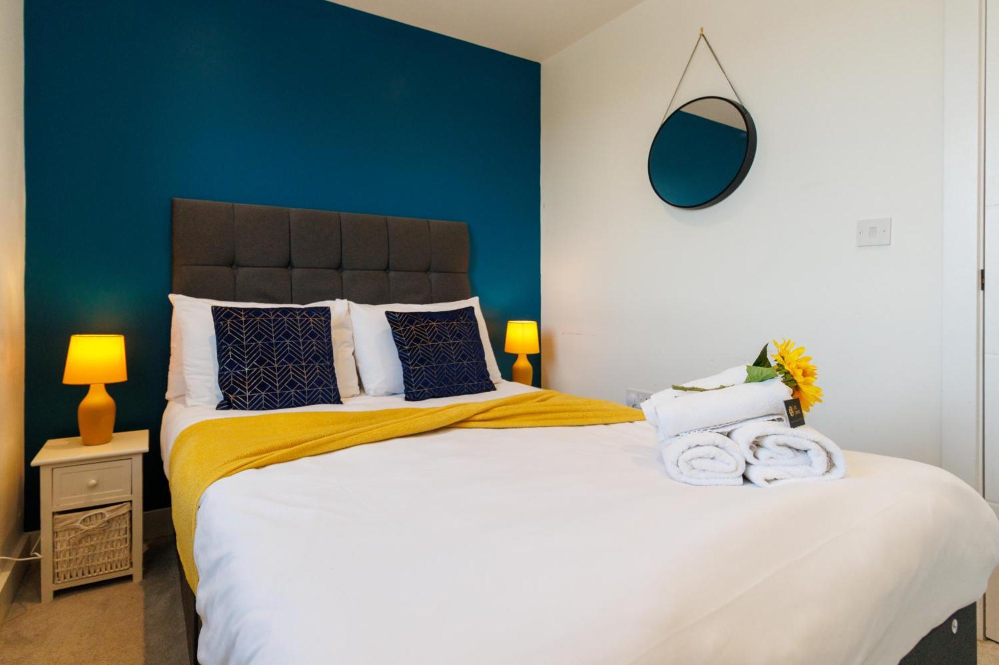 City Centre, Sleeps 7, Stunning Views & Parking, Interconnected Rooms Long Stay Work Contractor Leisure, Diamond Penthouse เคมบริดจ์ ภายนอก รูปภาพ
