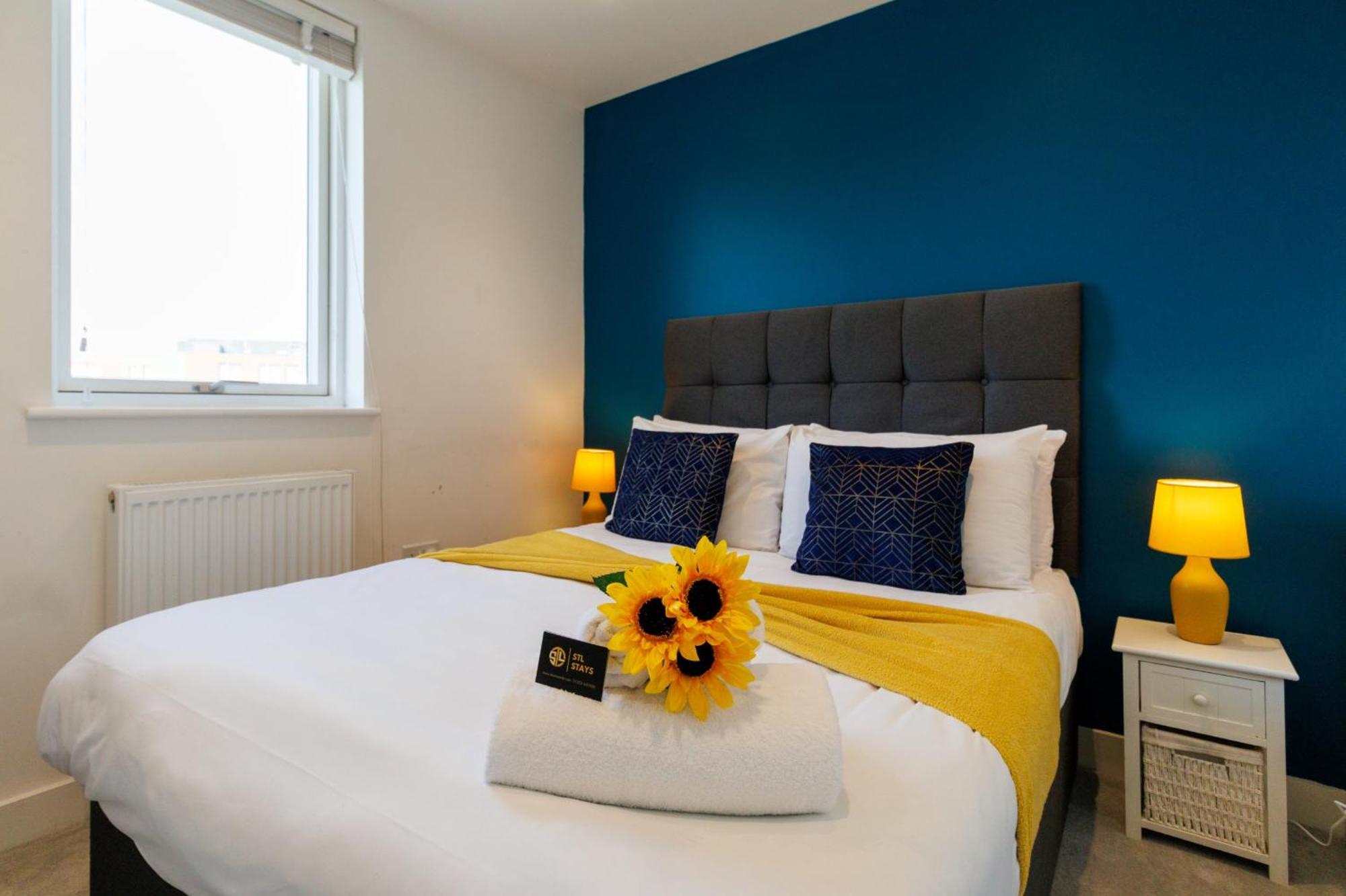 City Centre, Sleeps 7, Stunning Views & Parking, Interconnected Rooms Long Stay Work Contractor Leisure, Diamond Penthouse เคมบริดจ์ ภายนอก รูปภาพ