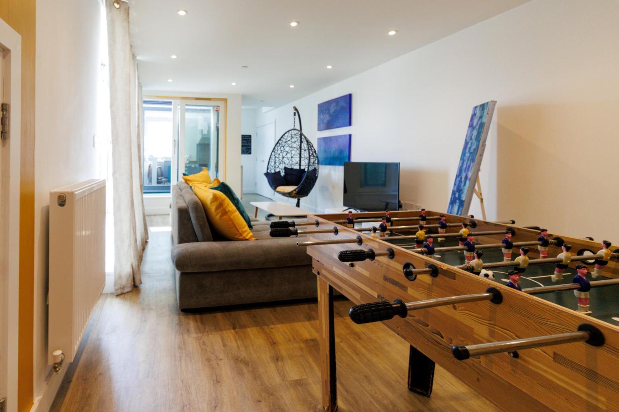 City Centre, Sleeps 7, Stunning Views & Parking, Interconnected Rooms Long Stay Work Contractor Leisure, Diamond Penthouse เคมบริดจ์ ภายนอก รูปภาพ